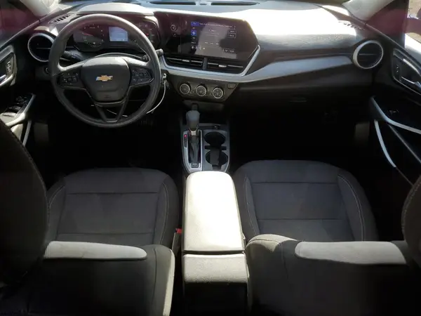 KL77LFE25RC073103 2024 CHEVROLET TRAX - Image 8