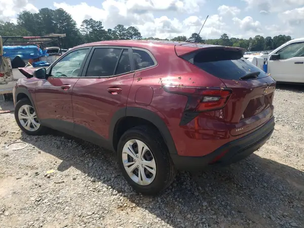 KL77LFE25RC077250 2024 CHEVROLET TRAX - Image 2
