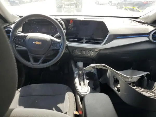 KL77LFE25RC133011 2024 CHEVROLET TRAX - Image 8