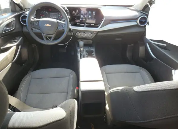KL77LFE25RC135843 2024 CHEVROLET TRAX - Image 8