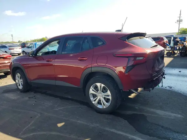 KL77LFE25RC150410 2024 CHEVROLET TRAX - Image 2