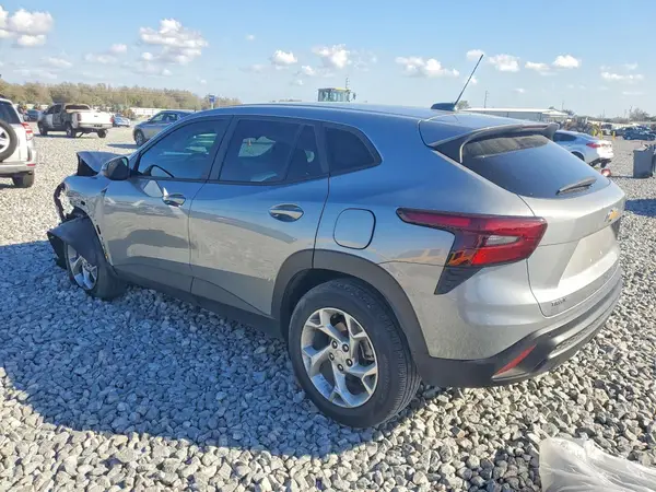 KL77LFE25RC156806 2024 CHEVROLET TRAX - Image 2