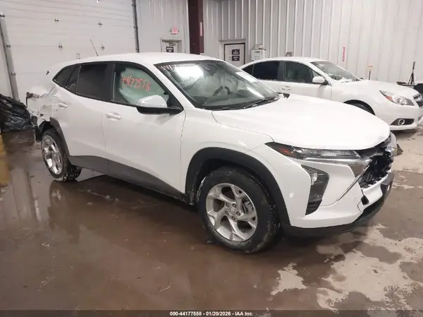 KL77LFE25RC226417 2024 CHEVROLET TRAX - Image 1