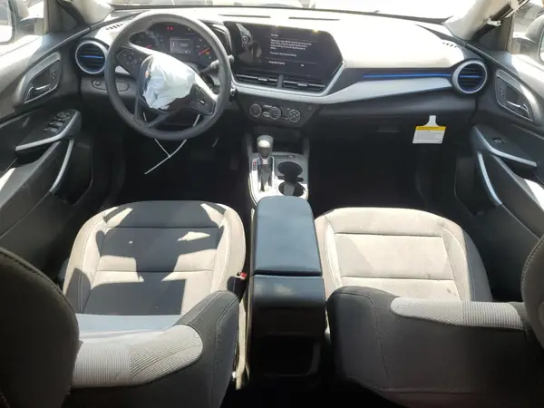 KL77LFE25RC240978 2024 CHEVROLET TRAX - Image 8