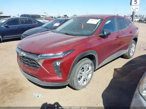 KL77LFE25RC245694 2024 CHEVROLET TRAX - Image 2