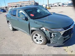 KL77LFE25SC304040 2025 CHEVROLET TRAX