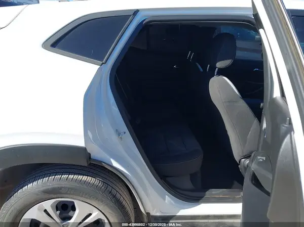 KL77LFE26RC070212 2024 CHEVROLET TRAX - Image 8
