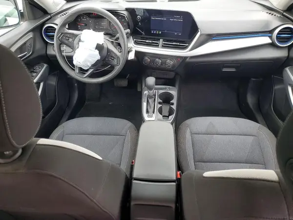 KL77LFE26RC133017 2024 CHEVROLET TRAX - Image 8