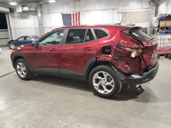 KL77LFE26RC187479 2024 CHEVROLET TRAX - Image 2