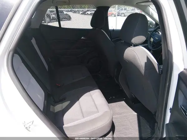KL77LFE27RC001478 2024 CHEVROLET TRAX - Image 8
