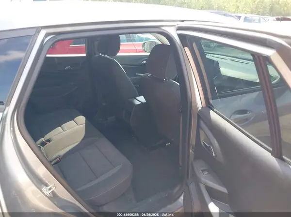 KL77LFE27RC025795 2024 CHEVROLET TRAX - Image 8