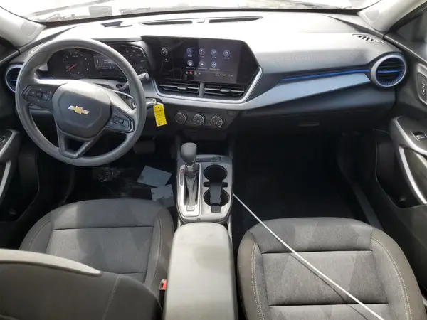 KL77LFE27RC070901 2024 CHEVROLET TRAX - Image 8