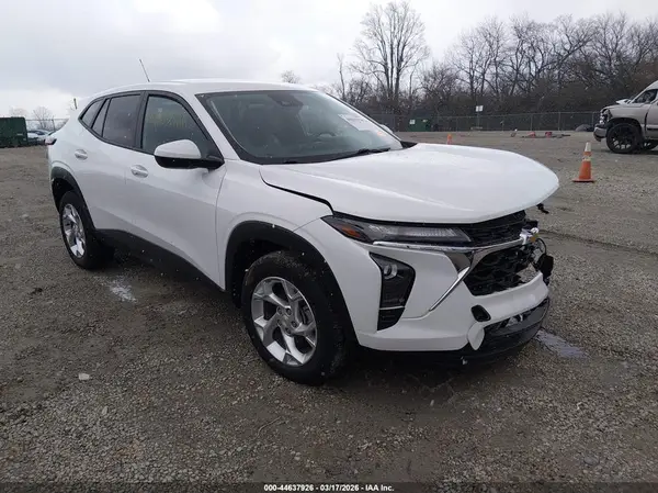 KL77LFE27RC093076 2024 CHEVROLET TRAX - Image 1