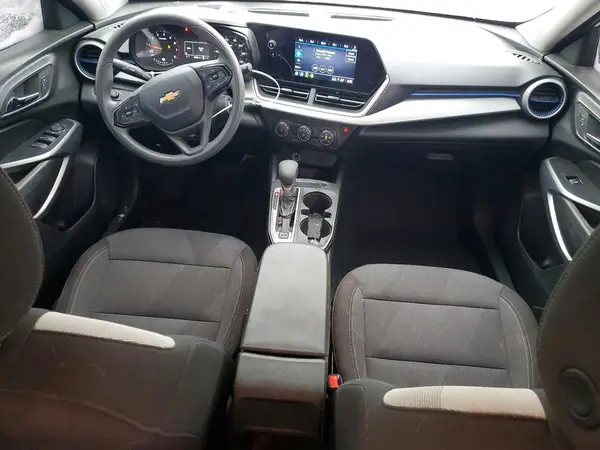 KL77LFE27RC125721 2024 CHEVROLET TRAX - Image 8