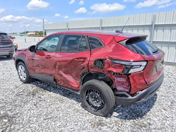 KL77LFE27RC135150 2024 CHEVROLET TRAX - Image 2