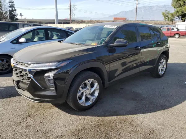 KL77LFE27RC143782 2024 CHEVROLET TRAX - Image 1