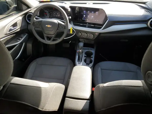 KL77LFE27RC143782 2024 CHEVROLET TRAX - Image 8