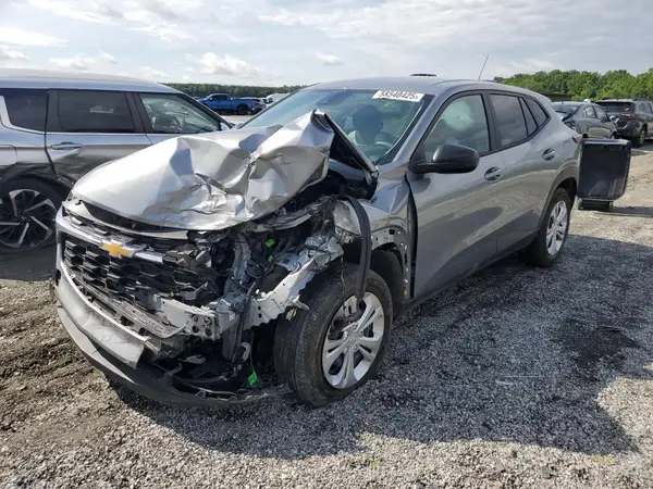 KL77LFE27RC197485 2024 CHEVROLET TRAX - Image 1