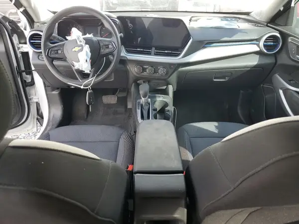 KL77LFE27RC198376 2024 CHEVROLET TRAX - Image 8