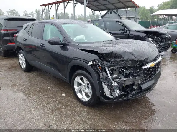 KL77LFE27RC208274 2024 CHEVROLET TRAX - Image 1
