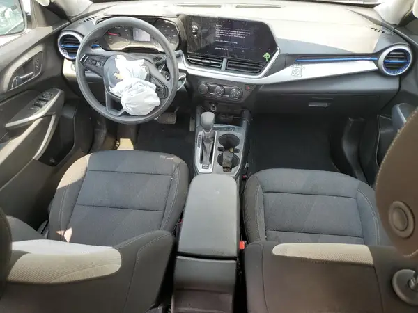 KL77LFE27RC218416 2024 CHEVROLET TRAX - Image 8