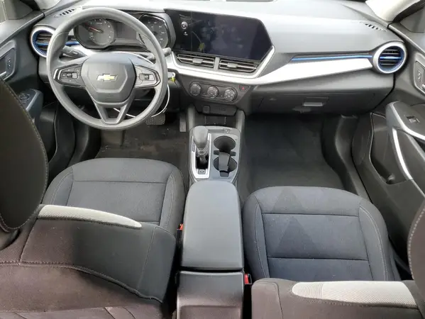 KL77LFE27RC220506 2024 CHEVROLET TRAX - Image 8