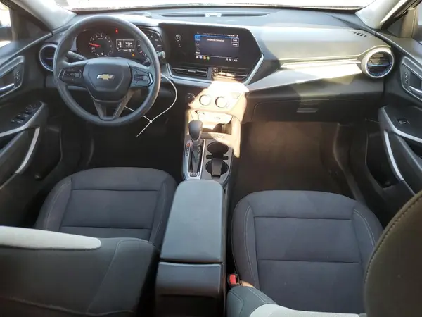 KL77LFE27RC242196 2024 CHEVROLET TRAX - Image 8