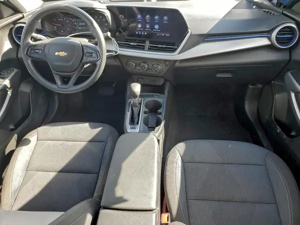 KL77LFE28RC043450 2024 CHEVROLET TRAX - Image 8