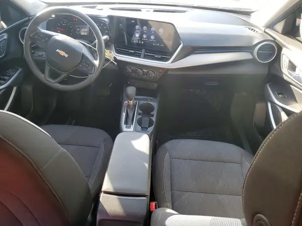 KL77LFE28RC051936 2024 CHEVROLET TRAX - Image 8