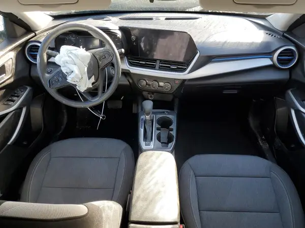KL77LFE28RC067375 2024 CHEVROLET TRAX - Image 8