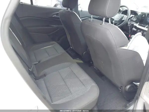 KL77LFE28RC070874 2024 CHEVROLET TRAX - Image 8