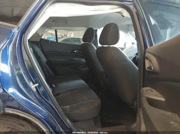 KL77LFE28RC075623 2024 CHEVROLET TRAX - Image 8