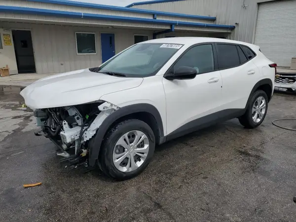 KL77LFE28RC240389 2024 CHEVROLET TRAX - Image 1
