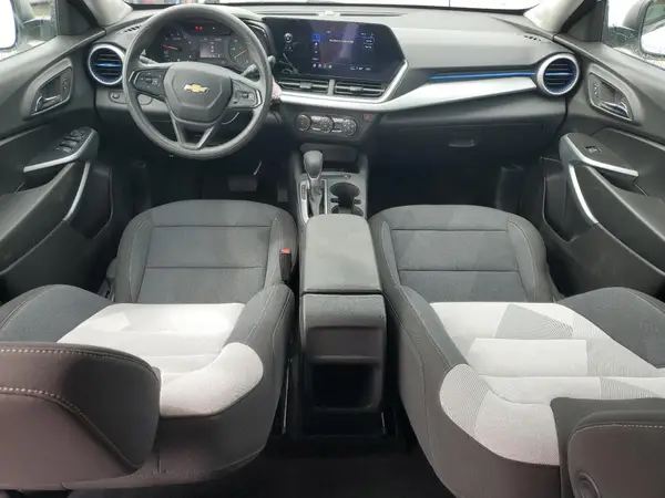 KL77LFE28RC240389 2024 CHEVROLET TRAX - Image 8