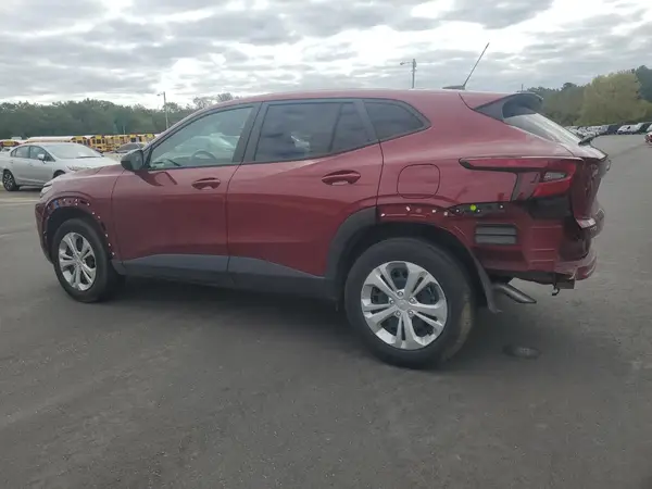 KL77LFE28RC245236 2024 CHEVROLET TRAX - Image 2