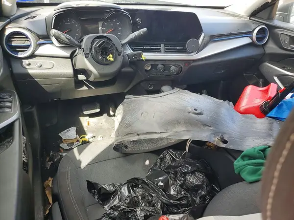 KL77LFE29RC014720 2024 CHEVROLET TRAX - Image 8