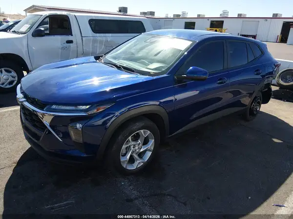 KL77LFE29RC094407 2024 CHEVROLET TRAX - Image 2