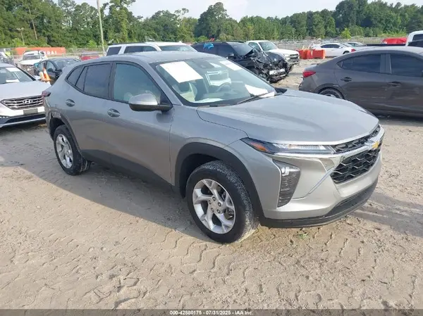 KL77LFE29RC097243 2024 CHEVROLET TRAX - Image 1