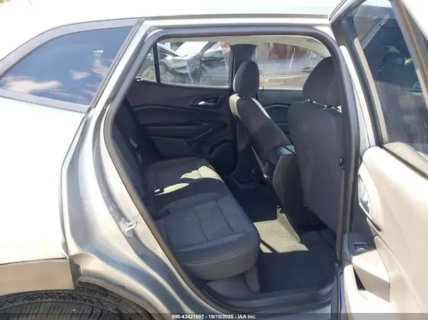 KL77LFE29RC130127 2024 CHEVROLET TRAX - Image 8