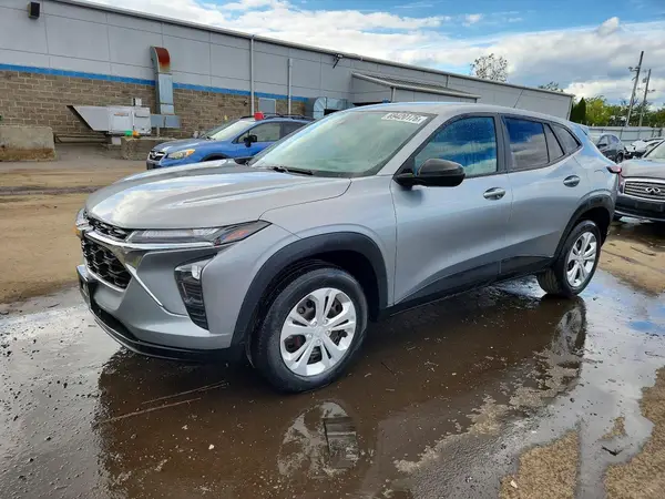 KL77LFE2XRC048293 2024 CHEVROLET TRAX - Image 1