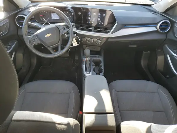 KL77LFE2XRC060749 2024 CHEVROLET TRAX - Image 8