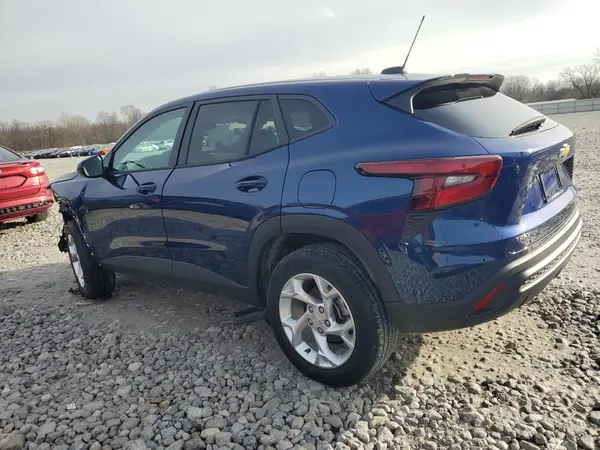 KL77LFE2XRC075381 2024 CHEVROLET TRAX - Image 2