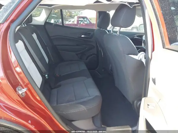 KL77LFE2XRC085831 2024 CHEVROLET TRAX - Image 8
