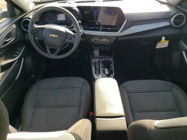 KL77LFE2XRC090396 2024 CHEVROLET TRAX - Image 8