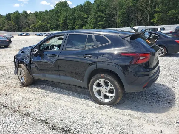 KL77LFE2XRC116141 2024 CHEVROLET TRAX - Image 2