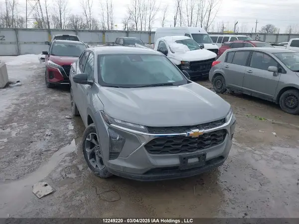KL77LFE2XRC213243 2024 CHEVROLET TRAX - Image 1