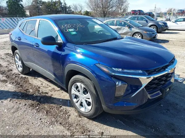 KL77LFE2XRC215655 2024 CHEVROLET TRAX - Image 1