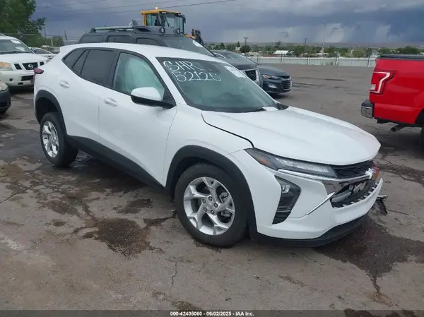 KL77LFE2XRC234514 2024 CHEVROLET TRAX - Image 1