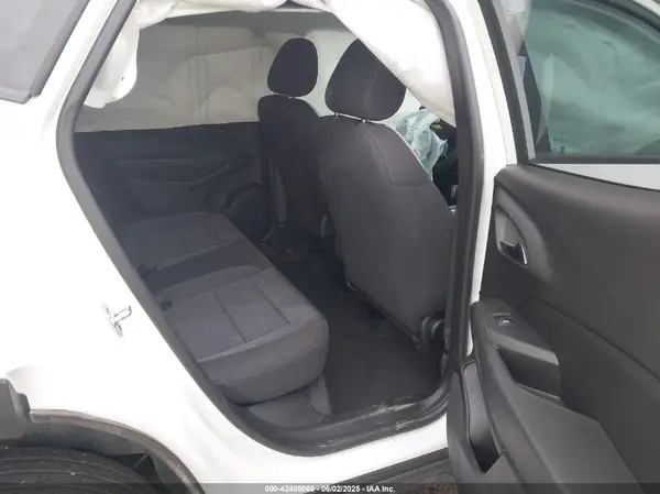 KL77LFE2XRC234514 2024 CHEVROLET TRAX - Image 8