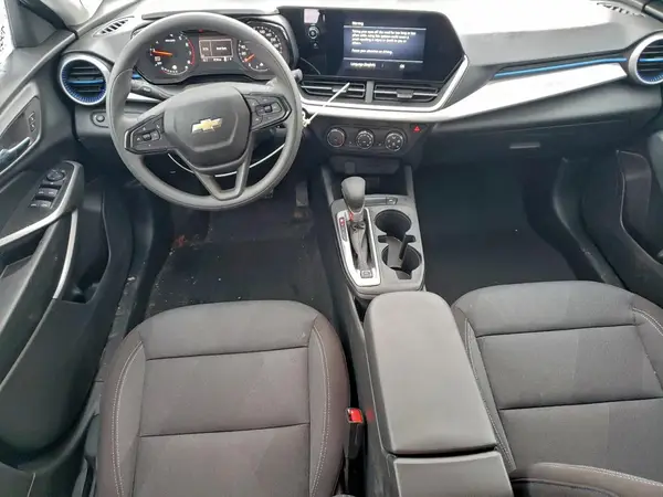 KL77LFE2XSC335204 2025 CHEVROLET TRAX - Image 8